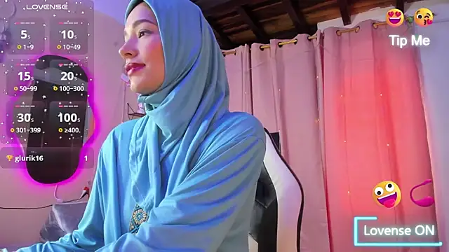 ShanaJamil online show from 09-20-25, 12:17