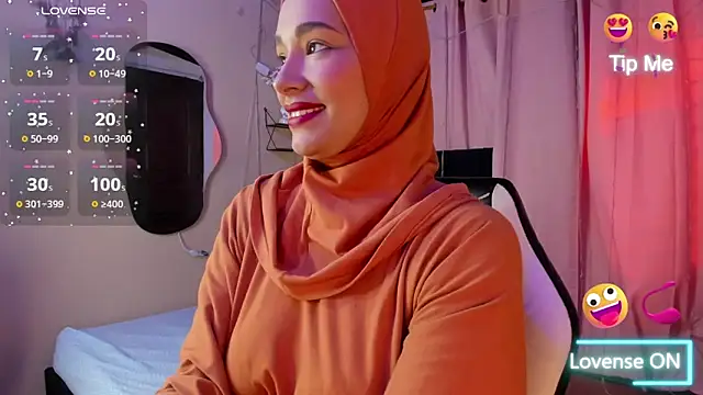 ShanaJamil online show from 10-21-25, 12:06