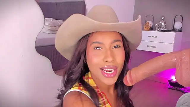selena monroy online show from 07-30-26, 06:23