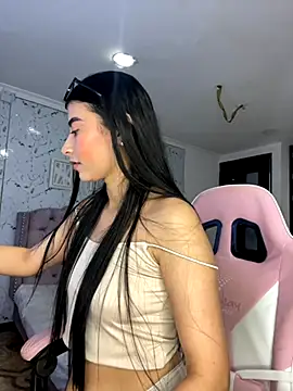 Isabella Montoya online show from 09-17-25, 03:14