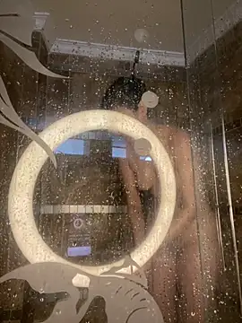 Isabella Montoya online show from 10-06-25, 01:41