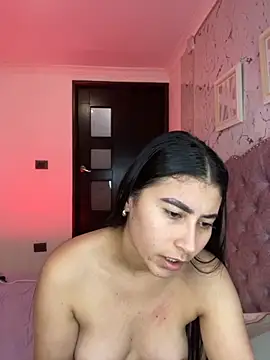 Isabella Montoya online show from 10-19-25, 04:07