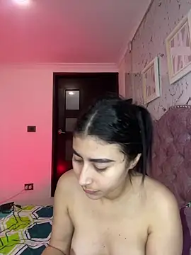 Isabella Montoya online show from 10-27-25, 05:06