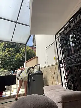 Isabella Montoya online show from 10-31-25, 02:07