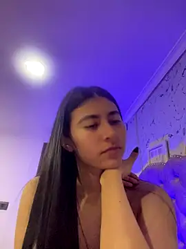 Isabella Montoya online show from 11-28-25, 07:27