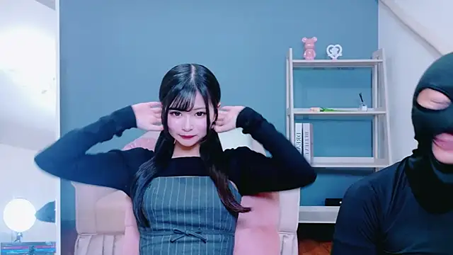 Ruru-shuv online show from 12-21-25, 09:27