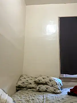 LeoPR00 online show from 10-27-25, 02:32