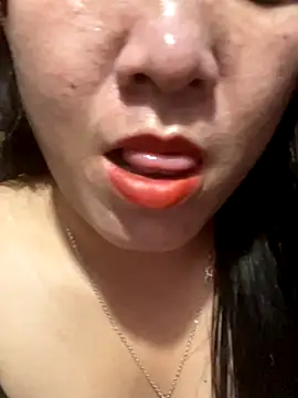 Luna-ass online show from 10-26-25, 02:12