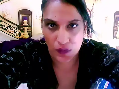 IndianSexcSmyle online show from 09-27-25, 08:36