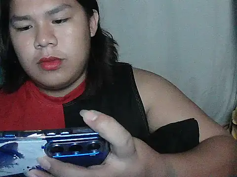 Snapshot of Huntrix2025 chatting on 05-08-26, 02:11 Huntrix2025 online show from 05-08-26, 02:11