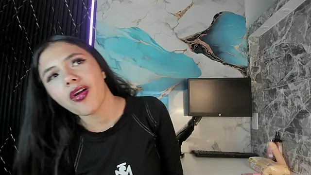 SharomHilton online show from 09-29-25, 08:13