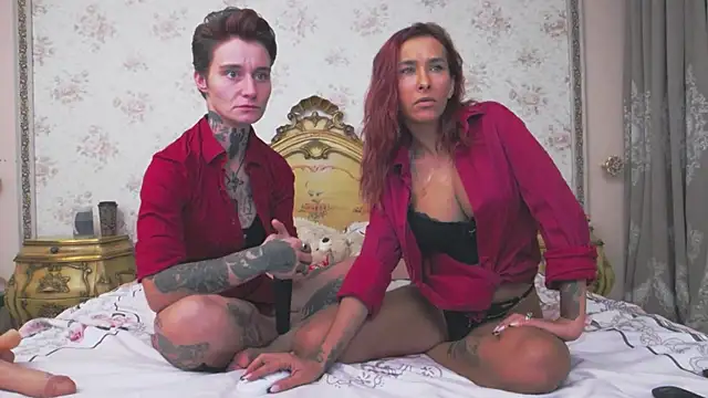 Snapshot of UnholyAngels chatting on 10-17-25, 10:34 UnholyAngels online show from 10-17-25, 10:34