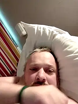 Yannor36 online show from 09-26-25, 01:37