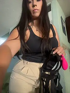 Nicol X online show from 04-28-26, 04:23