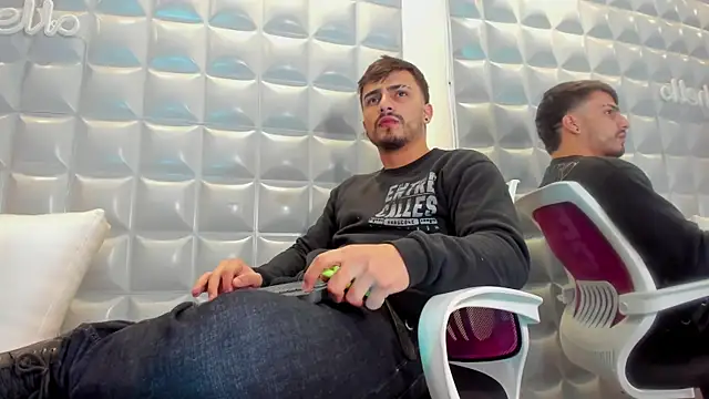 Jack Daniel   online show from 10-03-25, 04:59