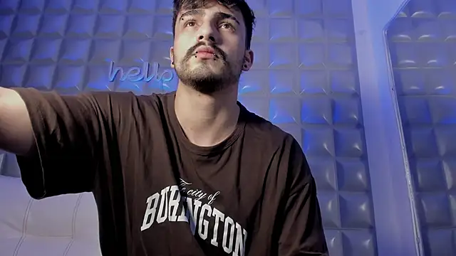 Jack Daniel   online show from 11-24-25, 03:34