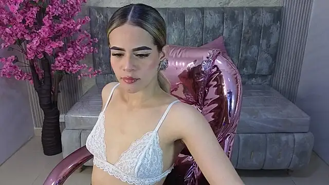 lilith4 s online show from 11-07-25, 08:20