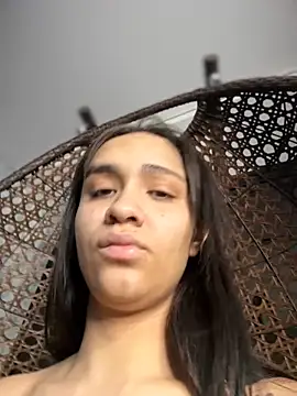 Isabella-Teen online show from 10-21-25, 02:45