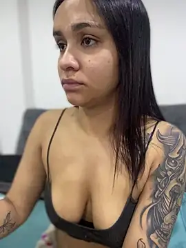 Isabella-Teen online show from 11-28-25, 11:40