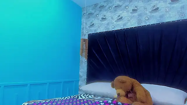 Karol-Horny online show from 10-08-25, 01:53