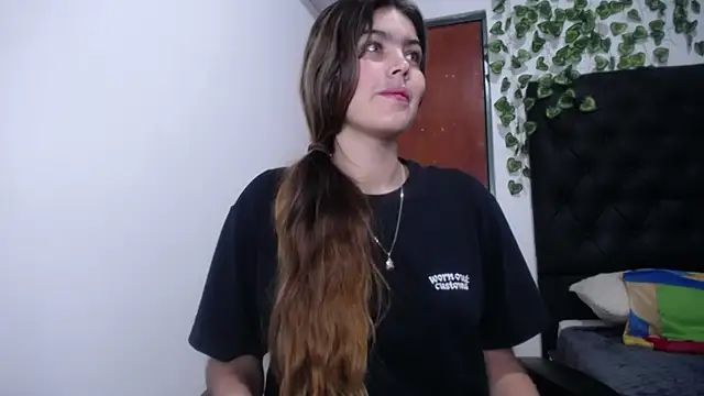 isabel 09 online show from 10-11-25, 02:55