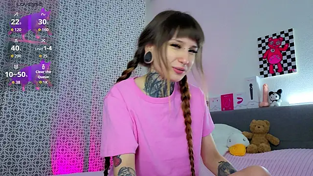 LilithPoison online show from 03-19-26, 06:01