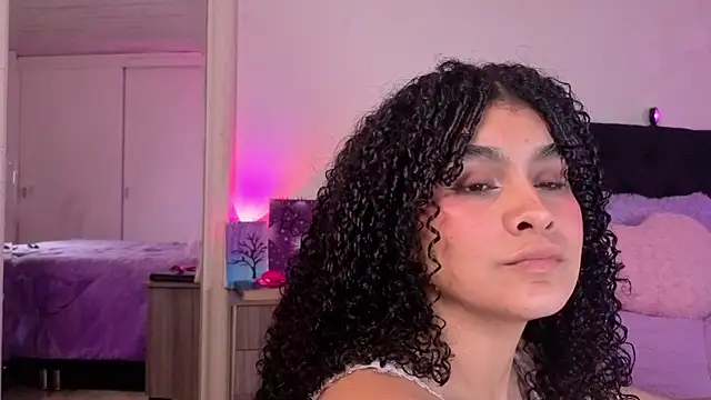Snapshot of missvaneblake chatting on 07-28-26, 12:01 missvaneblake online show from 07-28-26, 12:01