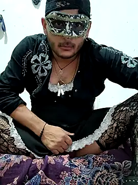 Snapshot of ChubySexi76109 chatting on 12-02-25, 03:18 ChubySexi76109 online show from 12-02-25, 03:18