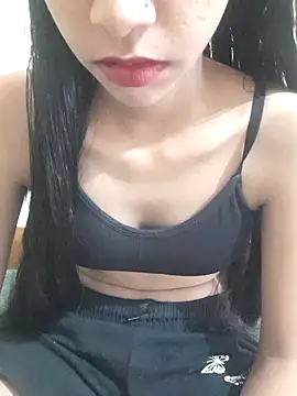 Snapshot of Pihu-satr78 chatting on 10-11-25, 06:01 Pihu-satr78 online show from 10-11-25, 06:01