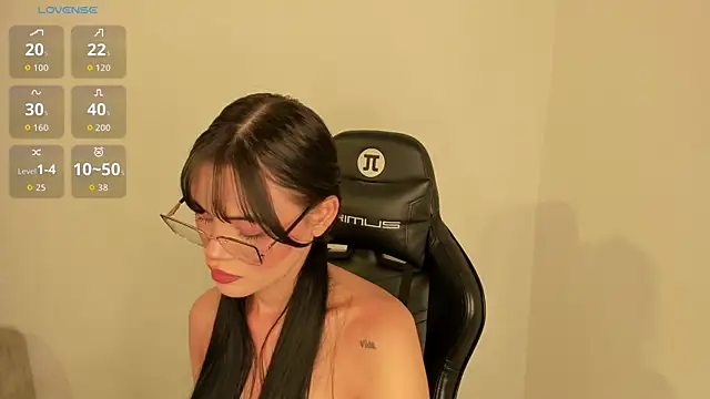 Snapshot of Sofia_pregnant chatting on 10-14-25, 07:03 Sofia pregnant online show from 10-14-25, 07:03