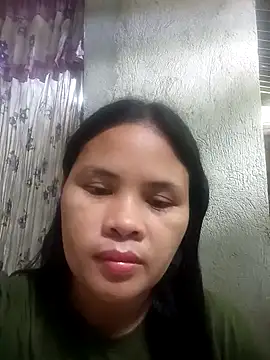 Snapshot of sweet_bella16 chatting on 09-29-25, 04:28 sweet bella16 online show from 09-29-25, 04:28
