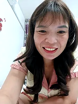 Livelulu online show from 10-12-25, 05:56