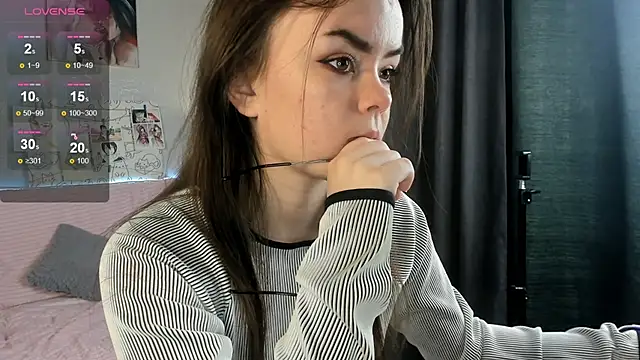 Gentle Ariel online show from 12-01-25, 01:32