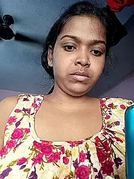 Snapshot of Hot-Maahi chatting on 09-16-25, 07:53 Hot-Maahi online show from 09-16-25, 07:53