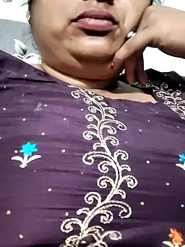 Mmm143 online show from 09-30-25, 04:34