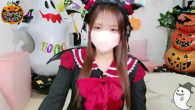 Snapshot of Yurika_ch chatting on 10-30-25, 02:51 Yurika ch online show from 10-30-25, 02:51