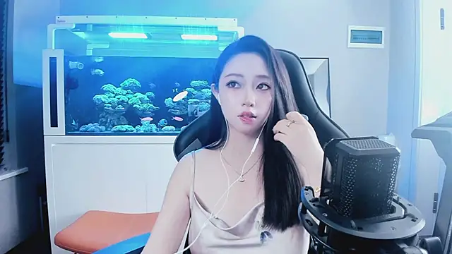 Keke-Bai online show from 10-07-25, 11:29