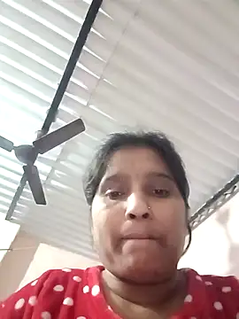 Snapshot of aliya-jaan71 chatting on 12-15-25, 06:12 aliya-jaan71 online show from 12-15-25, 06:12