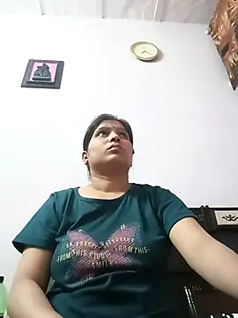 Snapshot of aliya-jaan71 chatting on 03-24-26, 01:49 aliya-jaan71 online show from 03-24-26, 01:49