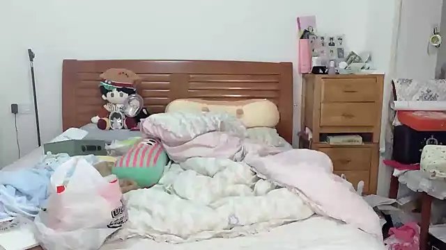 Akong11 online show from 10-16-25, 02:51