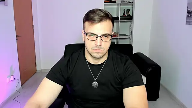 Jace Thorne online show from 09-30-25, 06:13