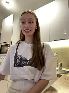 FriendlyFire 18 online show from 10-09-25, 05:55