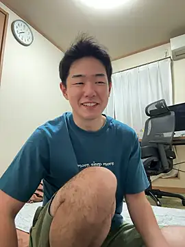 Snapshot of KAMESAN08 chatting on 06-02-26, 01:13 KAMESAN08 online show from 06-02-26, 01:13