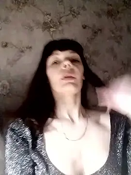 AliceSwan1122 online show from 04-21-26, 08:44