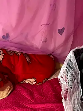 Moon pusy online show from 10-03-25, 04:37