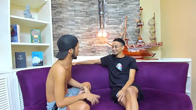 Juicy Creww online show from 10-06-25, 10:02