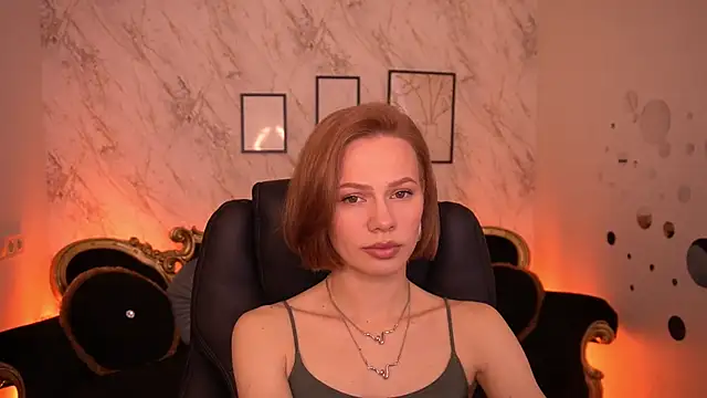 Snapshot of ShyySiren chatting on 05-23-26, 01:04 ShyySiren online show from 05-23-26, 01:04