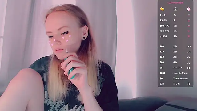 AliceNya cute online show from 05-25-26, 05:46