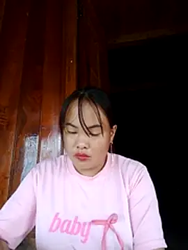 Snapshot of emilyzz chatting on 07-13-26, 02:03 emilyzz online show from 07-13-26, 02:03