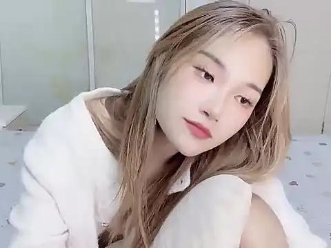 Snapshot of W-Sunflower chatting on 09-18-25, 04:42 W-Sunflower online show from 09-18-25, 04:42